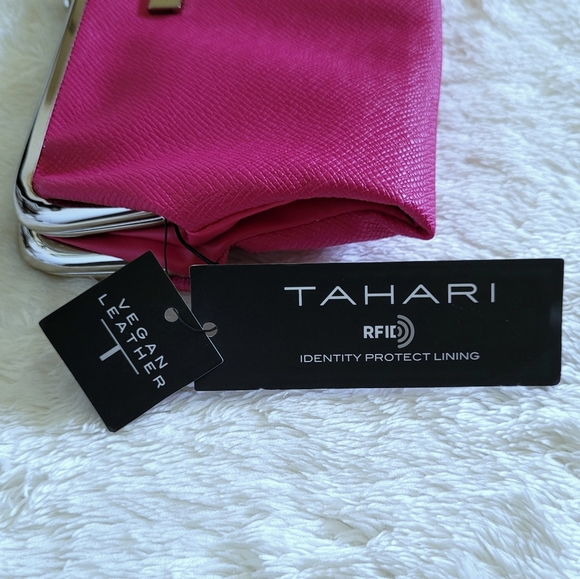 Tahari Hot🔥 Pink💕 Double✌️ Frame Clutch - NWT - Picture 8 of 14